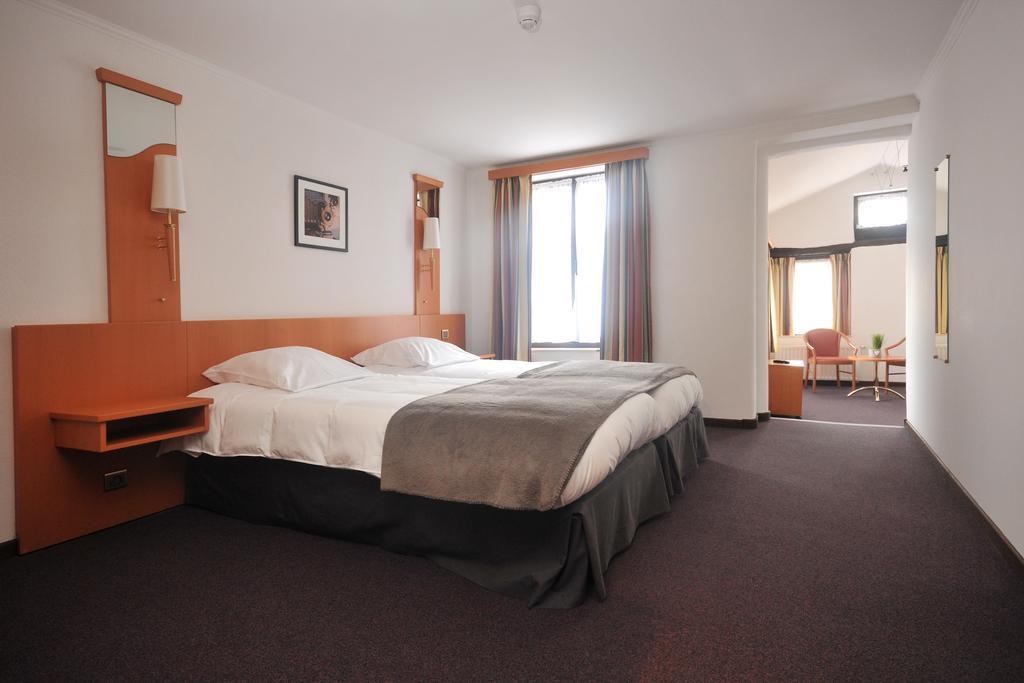 Hotel Du Perron Theux Bilik gambar